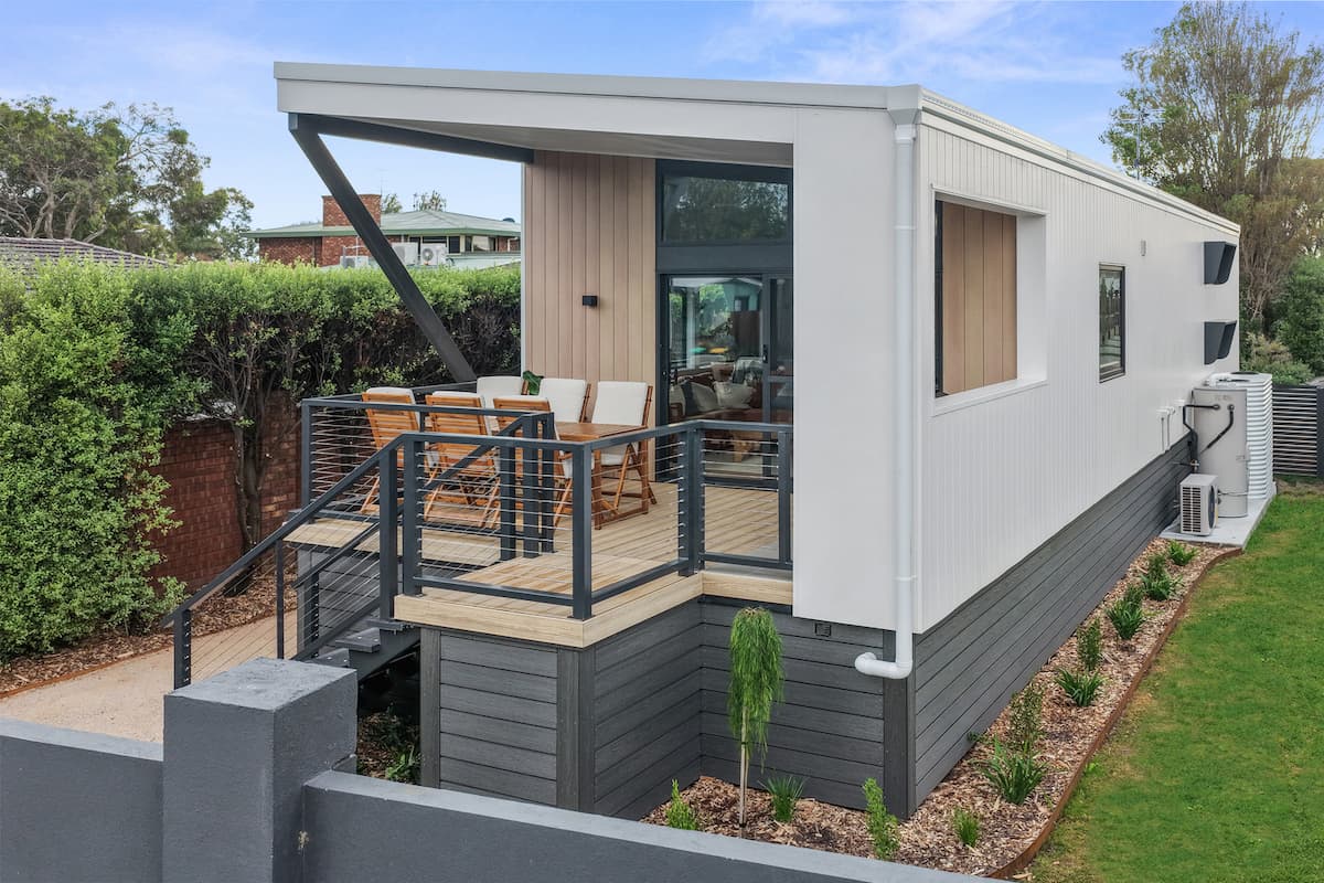 Prefabulous Net Zero Cabin Project -
delivering sustainable tourism outcomes